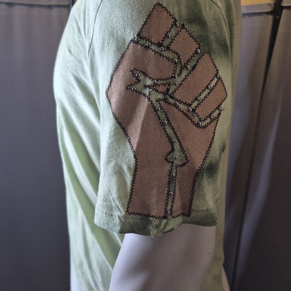Hard 8 Vintage V-Neck T-Shirt - Picture 6 of 14